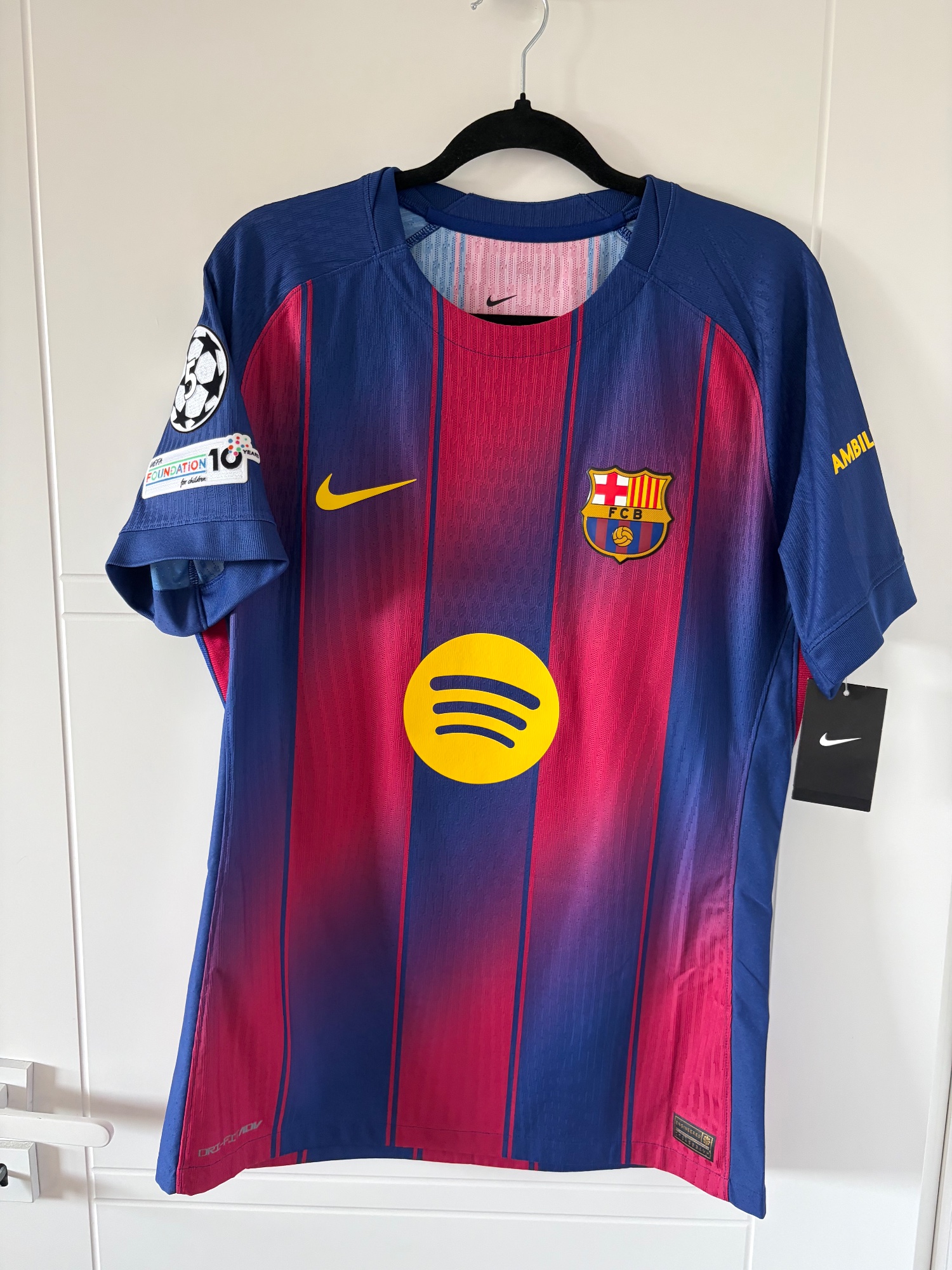Barcelona nike 2025/2026 domowa Lewandowski wersja meczowa — zdjęcie 3